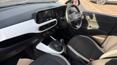 Hyundai i10 1.2 MPi Premium 5dr Auto Petrol Hatchback